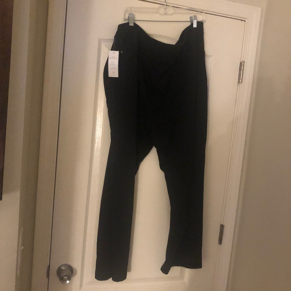 Thomas and Olivia size 3X black pants with pockets